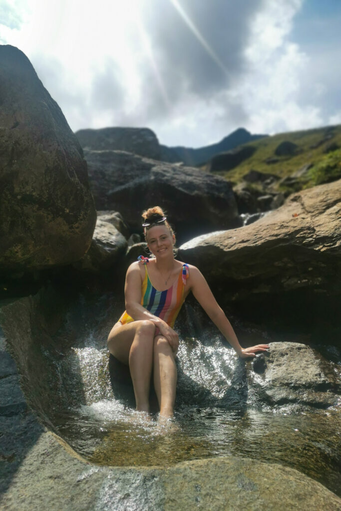 The secret infinity pool nestled in the heart of Snowdonia on the Llanberis Pass is one of Wales's best-kept secrets. This post discusses what you can expect to find if you go in search of it! | Snowdonia | North Wales | What to do in Snowdonia | Snowdonias secret infinity pool | #snowdonia #snowdonianationpark #snowdoniainfinitypool #wales #northwales