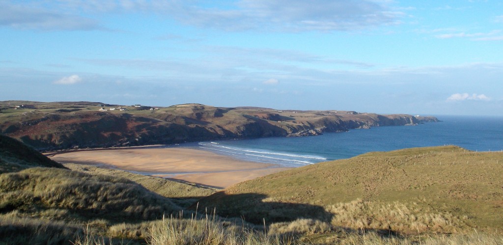 An image of the immaculate beach at East Strathy. It is located nearby the car park where you can stay overnight.