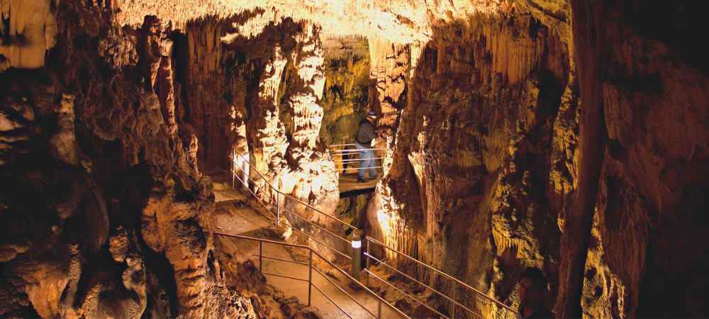 Biserujka caves