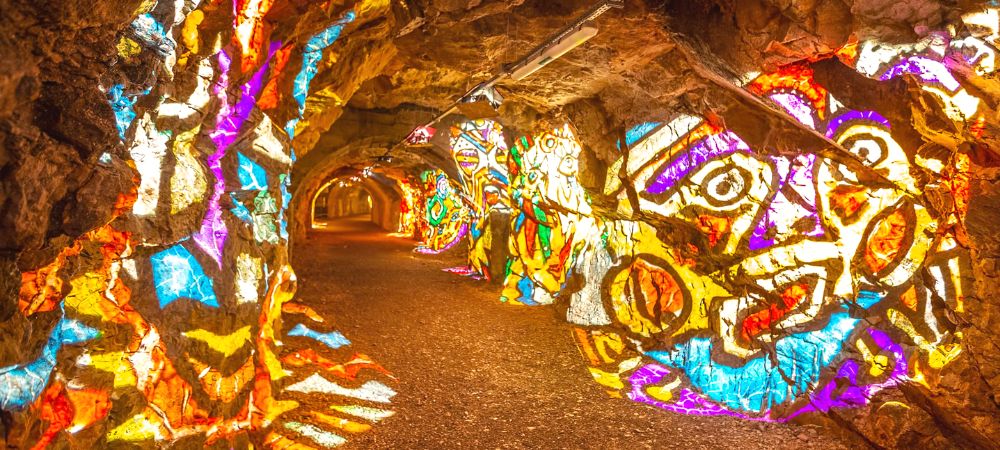 Rijeka Tunelri - lit up with light show