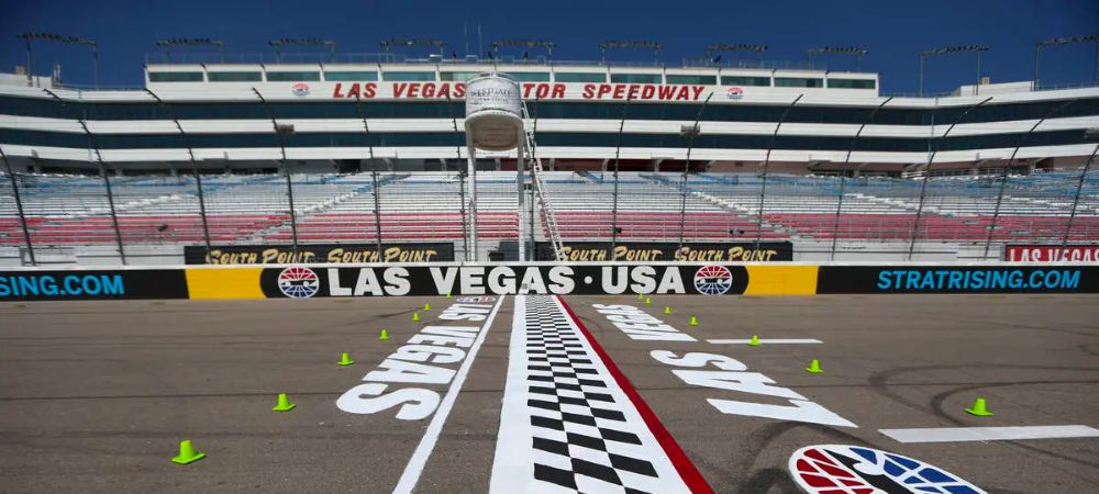 An image of the finish line at the Las Vegas Motor Speedway. 